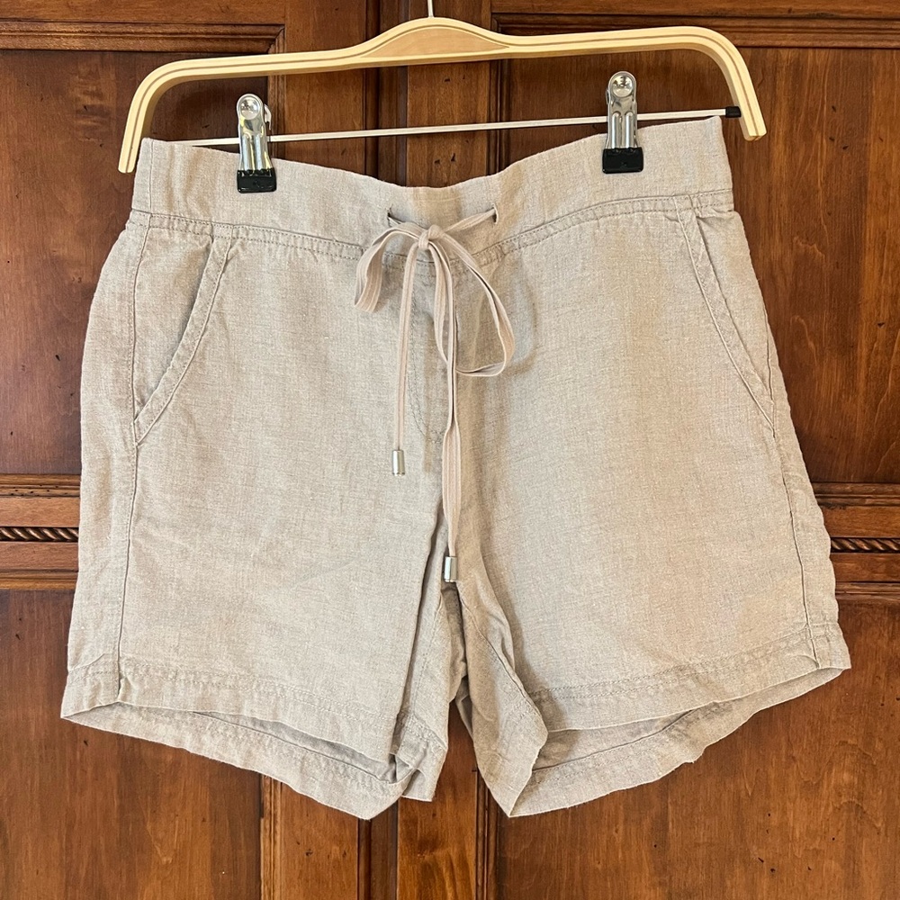 NWOT Tommy Bahama 100% Linen Beige Shorts | Size 2 | Pockets | Drawstring